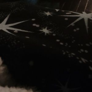 Meet your Posher, Elia